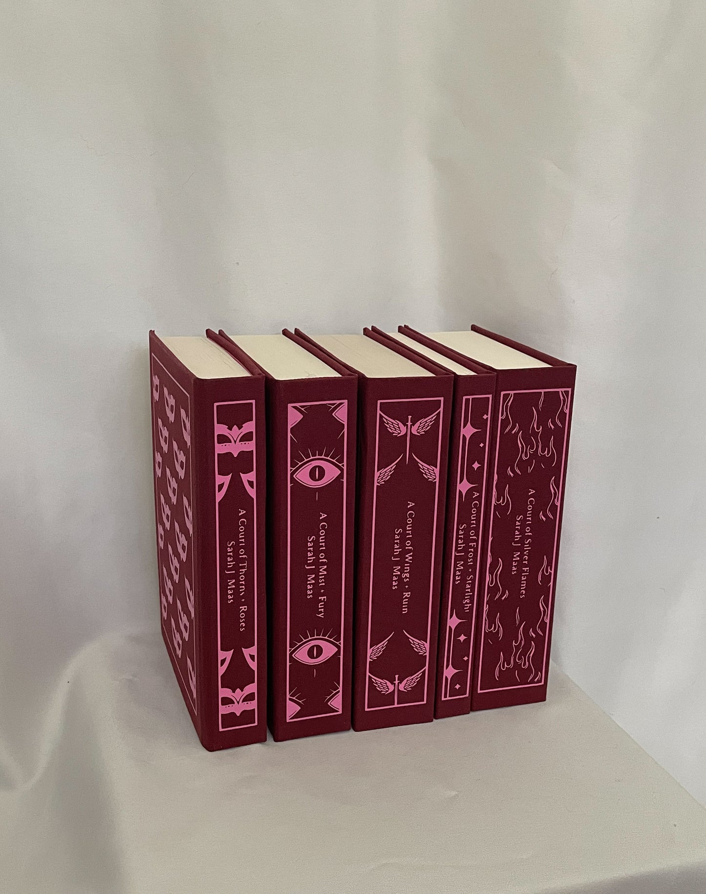 ACOTAR Full Series Clothbound Set